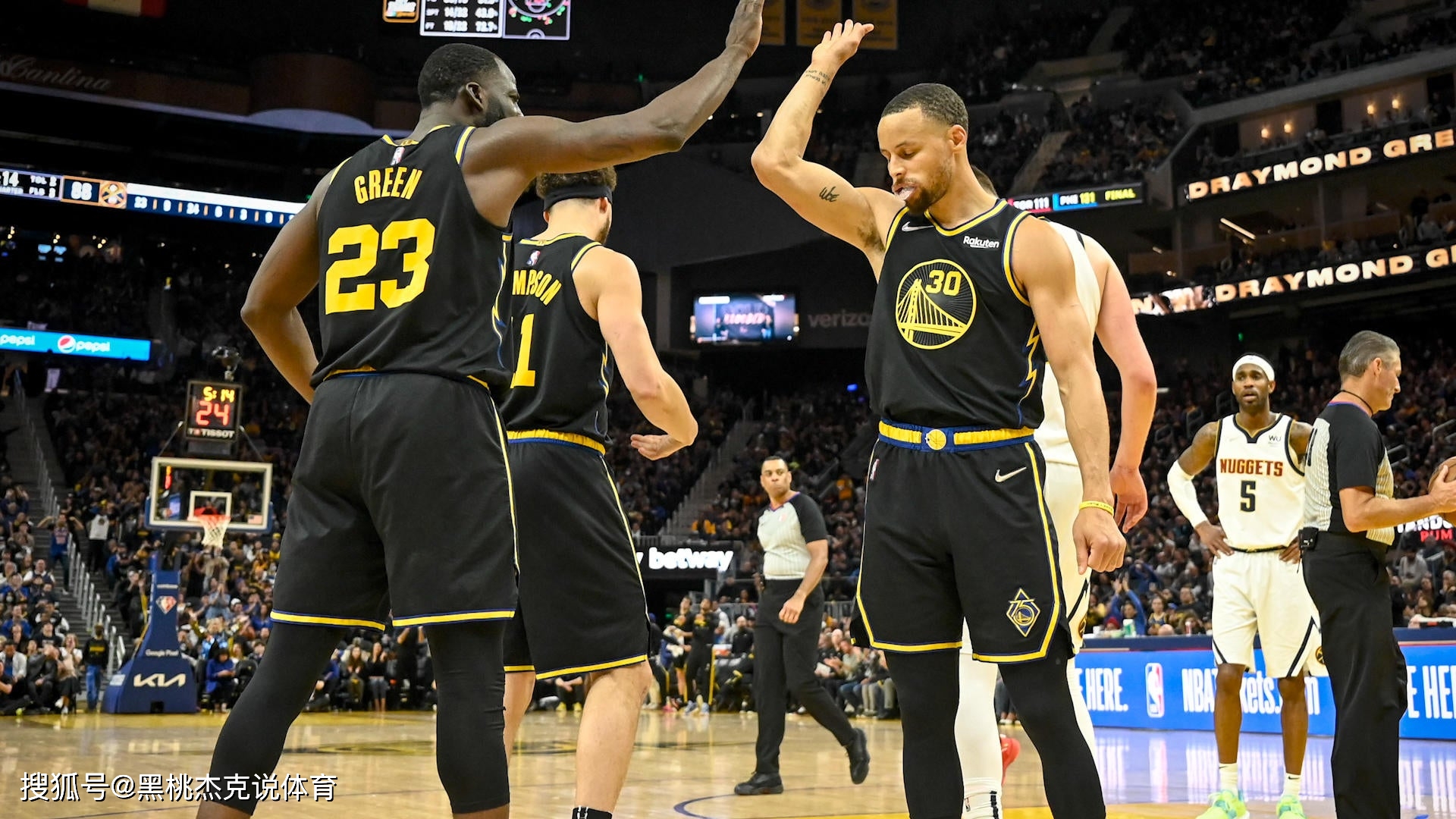 包含掘金横扫勇士,易建联刷新纪录的词条 包含掘金横扫勇士,易建联刷新纪录的词条