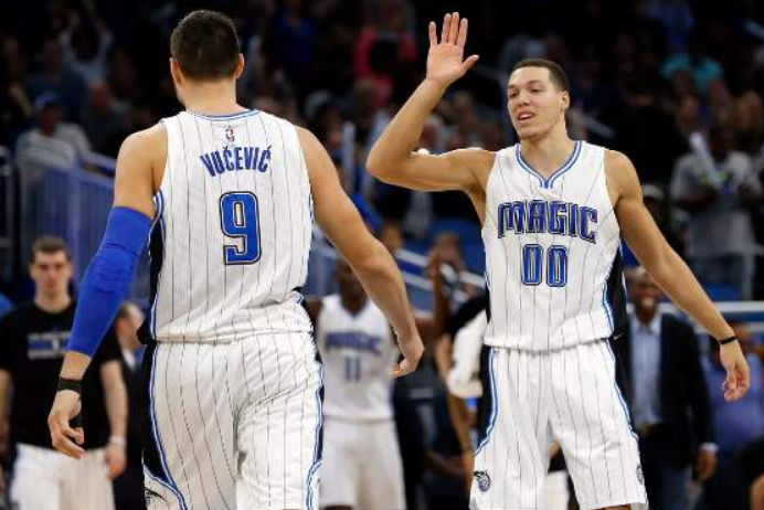 国王绝杀魔术，武切维奇带队取胜