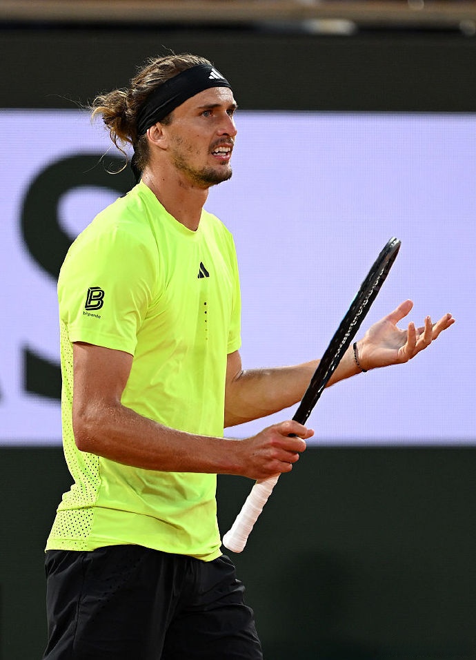 年终总决赛完胜美网,兹维列夫状态火热 年终总决赛完胜美网,兹维列夫状态火热