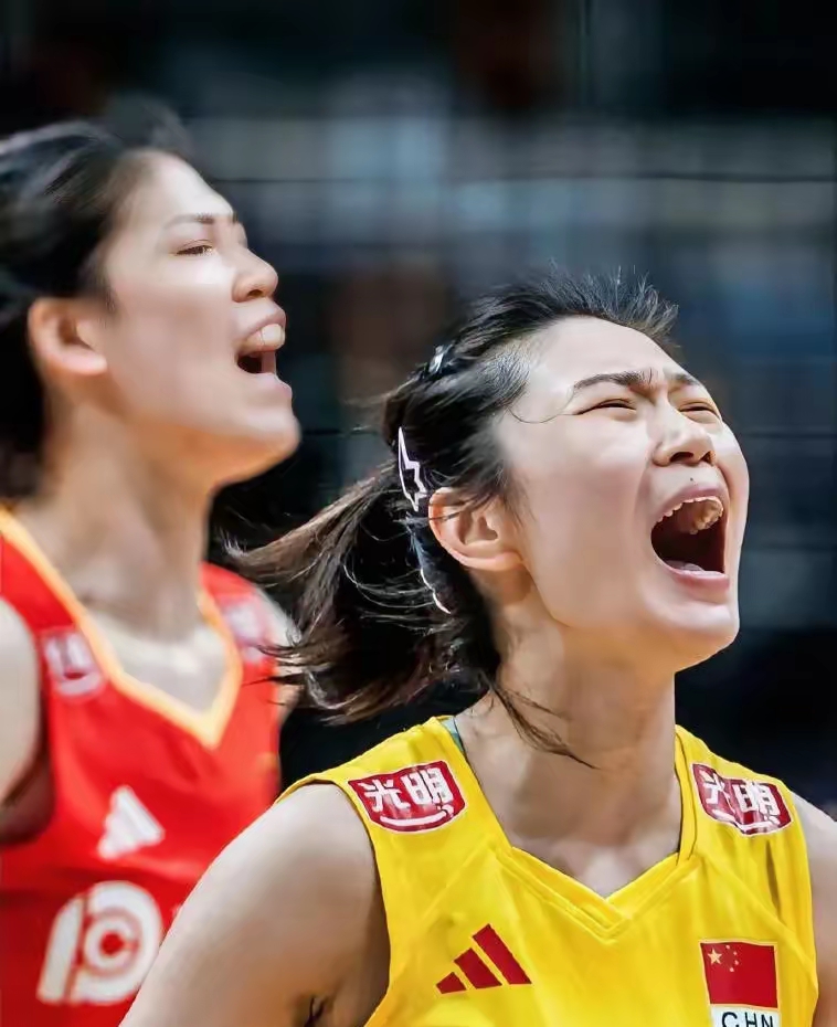 波兰队碾压韩国队，梁靖崑惊艳四座