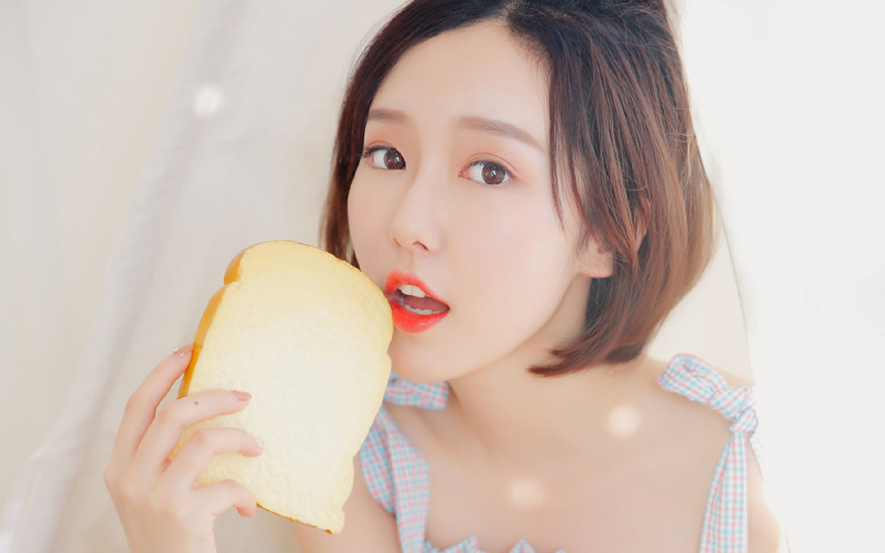 迪马利亚点燃赛场,多特蒙德与南非的友谊赛盛宴